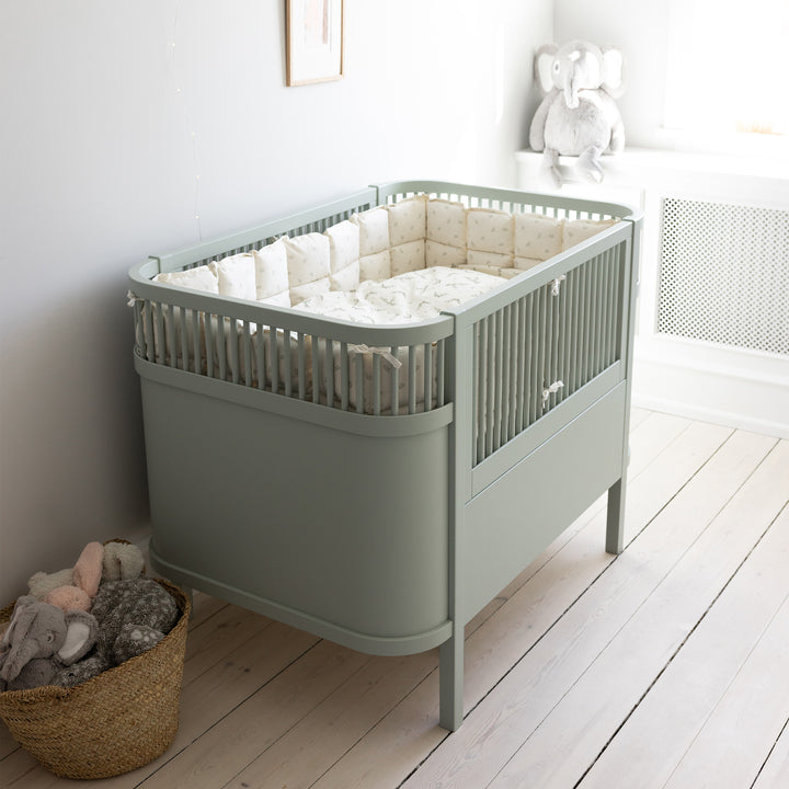 Sebra song, Baby og Junior, Mist Green