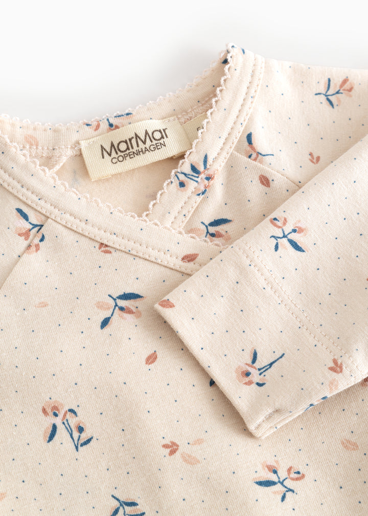 Belita body, Roses