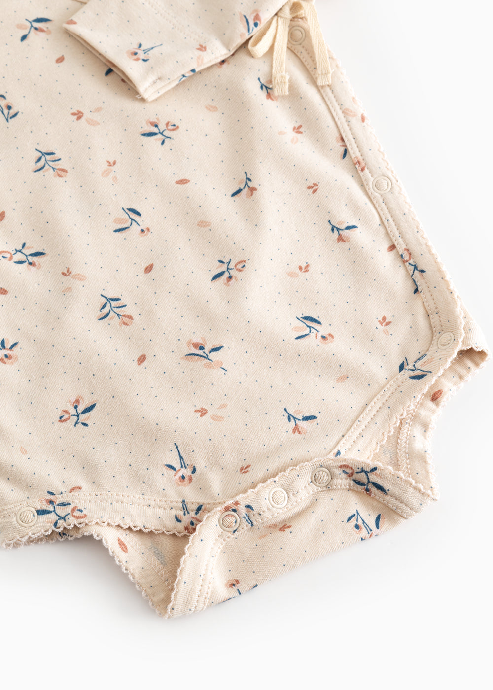 Belita body, Roses