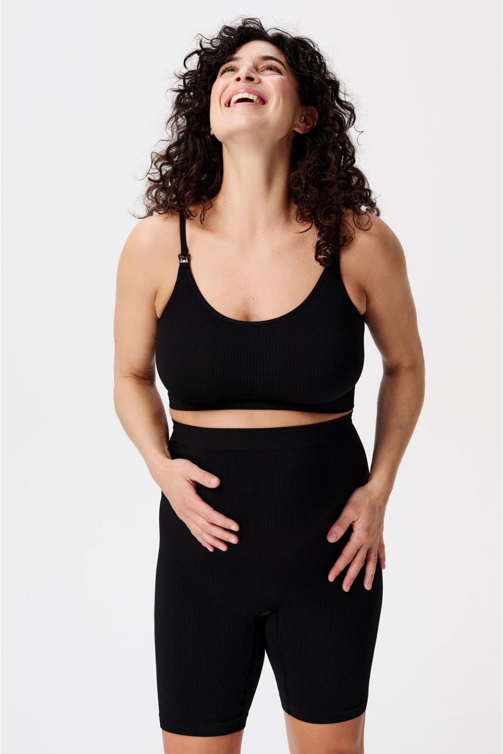 Mira gevibh, Black