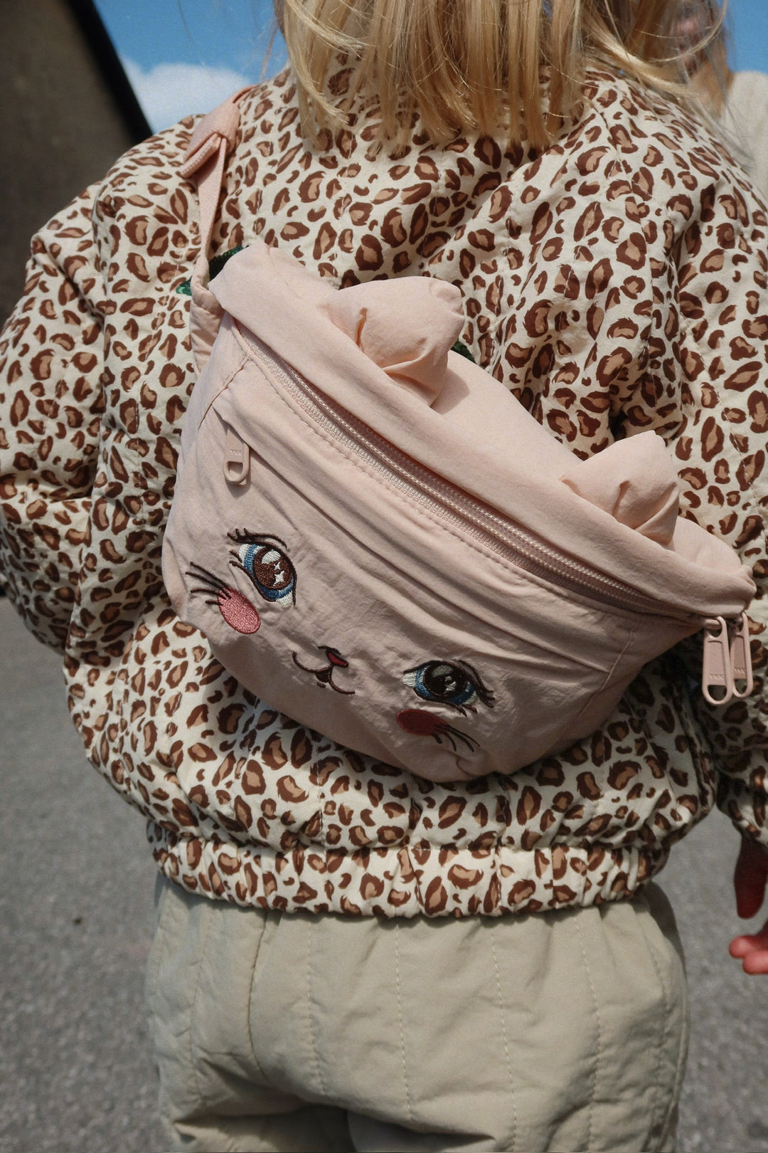 Kitty bumbag, Cameo Rose