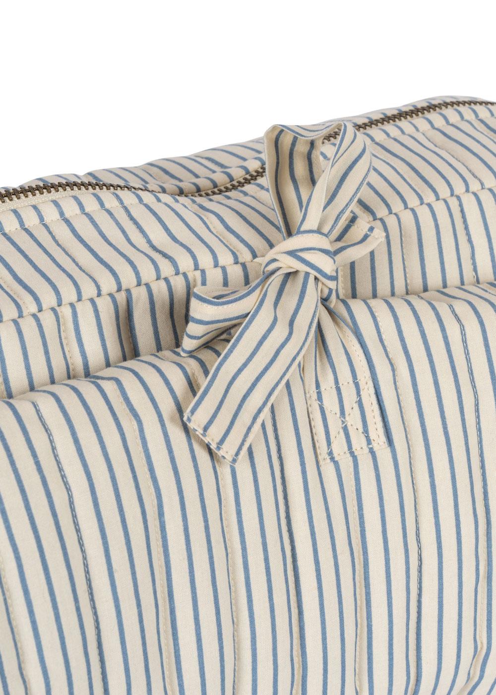 Bonnie pusliundirlag, Bluie Stripe